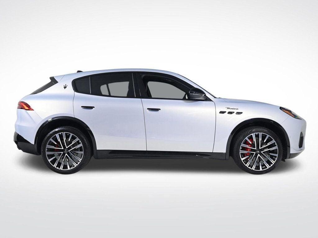 new 2025 Maserati Grecale car, priced at $94,615