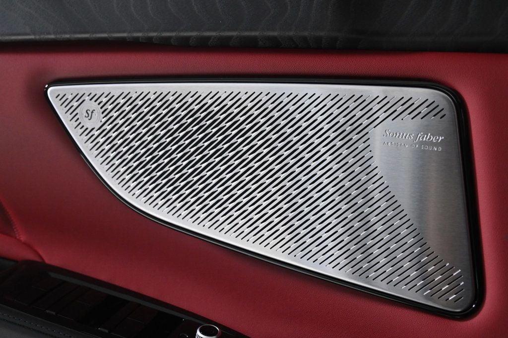 new 2025 Maserati Grecale car, priced at $94,615