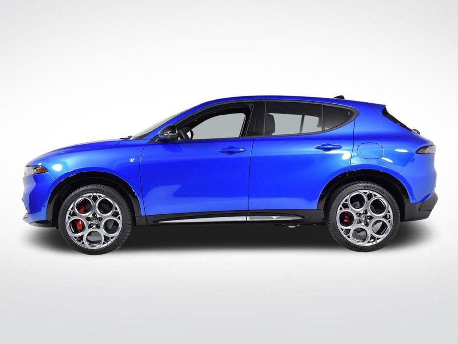 new 2024 Alfa Romeo Tonale car, priced at $57,295