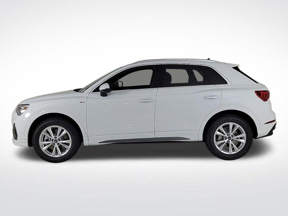 new 2024 Audi Q3 car, priced at $44,025