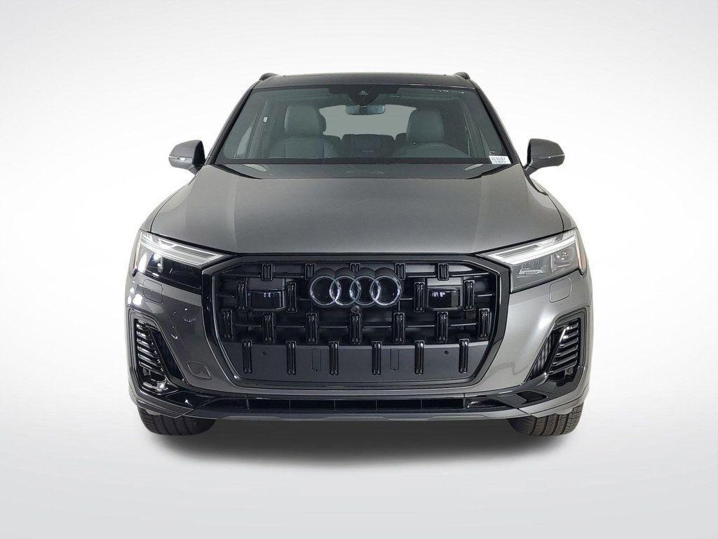 new 2025 Audi Q7 car, priced at $77,605