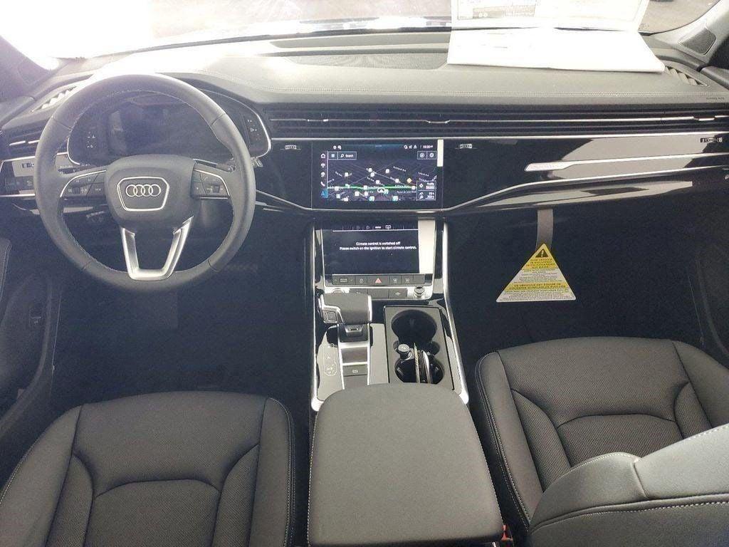 new 2025 Audi Q7 car, priced at $72,105
