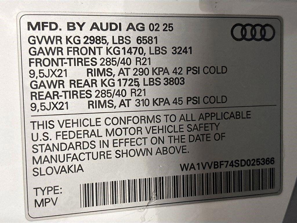 new 2025 Audi Q7 car, priced at $79,750