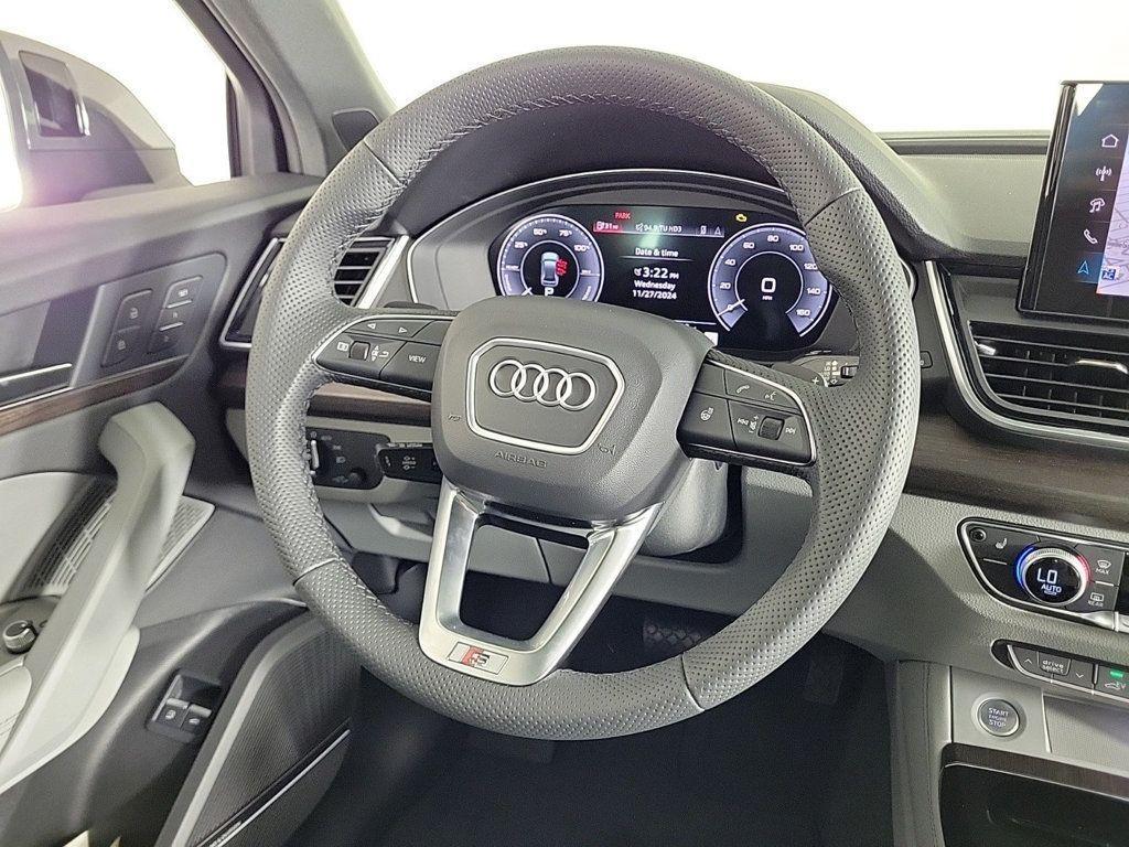 new 2025 Audi Q5 car, priced at $68,550