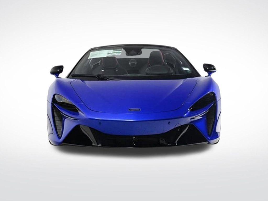 new 2025 McLaren Artura car, priced at $339,668