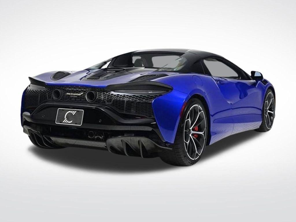 new 2025 McLaren Artura car, priced at $339,668
