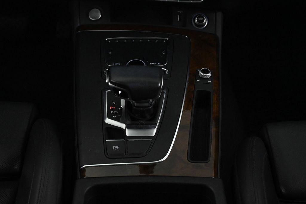 used 2020 Audi Q5 car, priced at $25,500