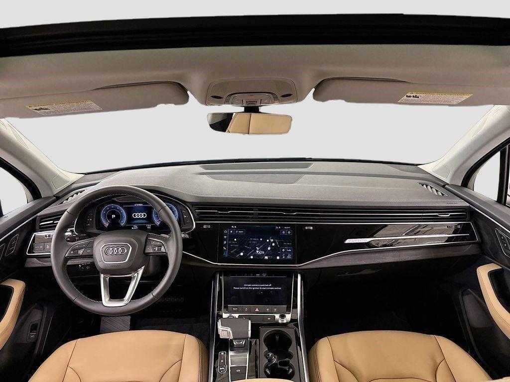 new 2025 Audi Q7 car, priced at $63,920