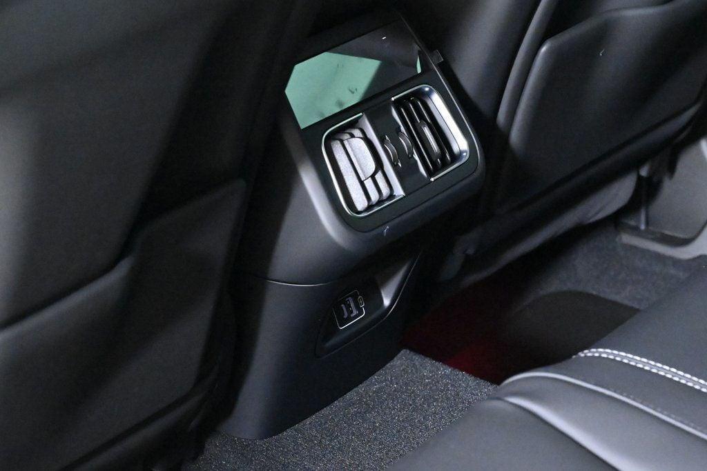new 2025 Maserati Grecale car, priced at $91,365