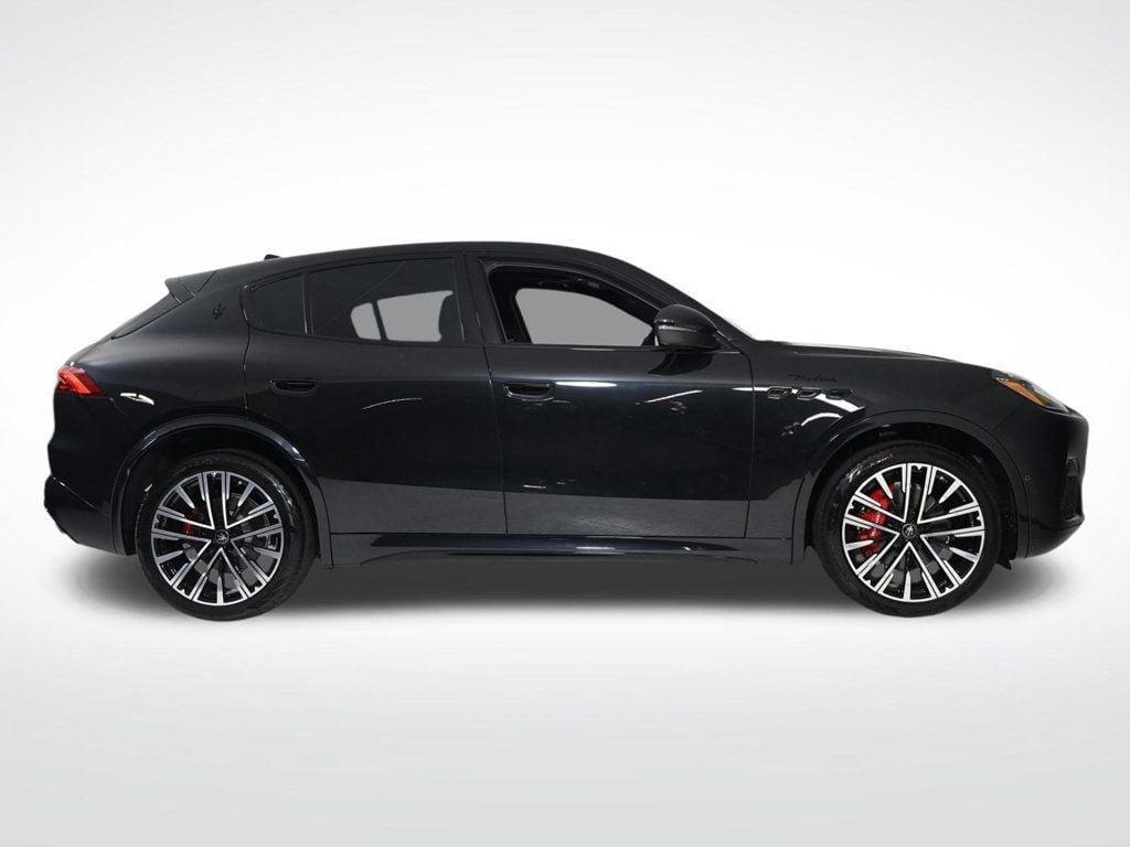 new 2025 Maserati Grecale car, priced at $93,365