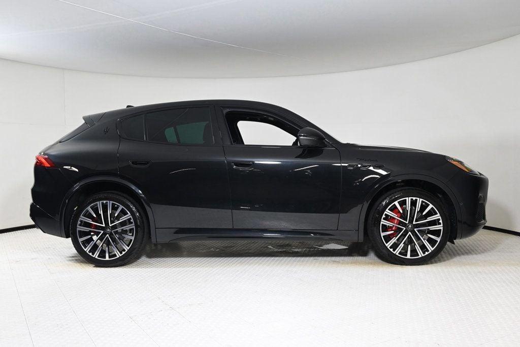 new 2025 Maserati Grecale car, priced at $91,365