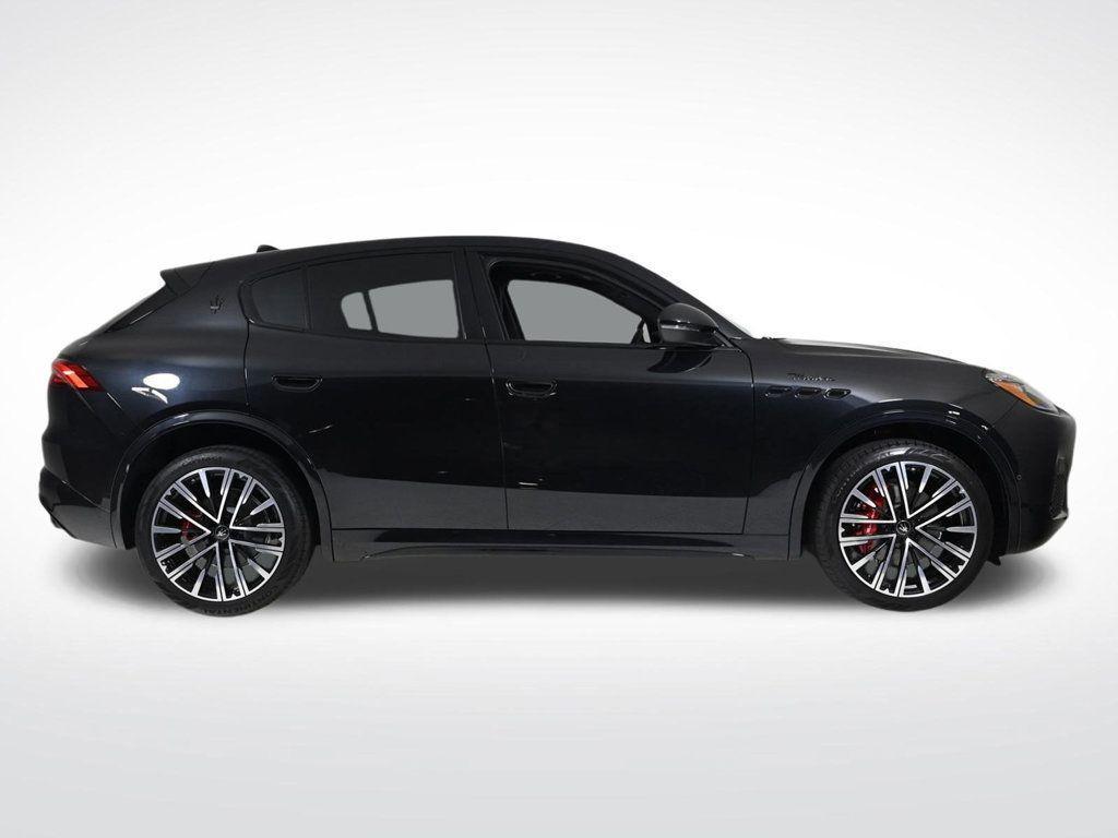 new 2025 Maserati Grecale car, priced at $83,325