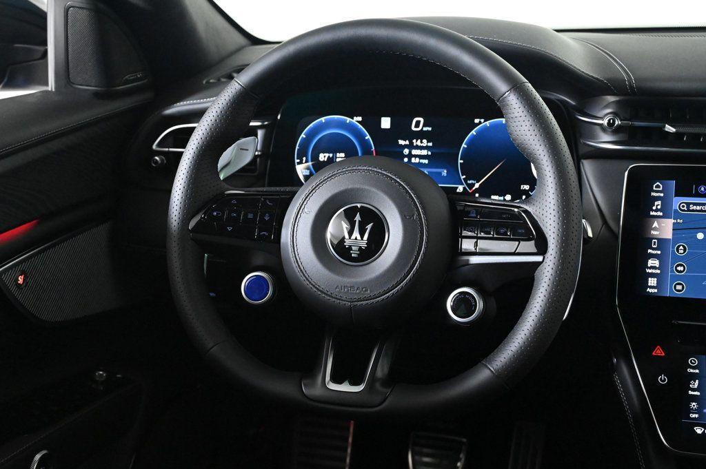 new 2025 Maserati Grecale car, priced at $92,675