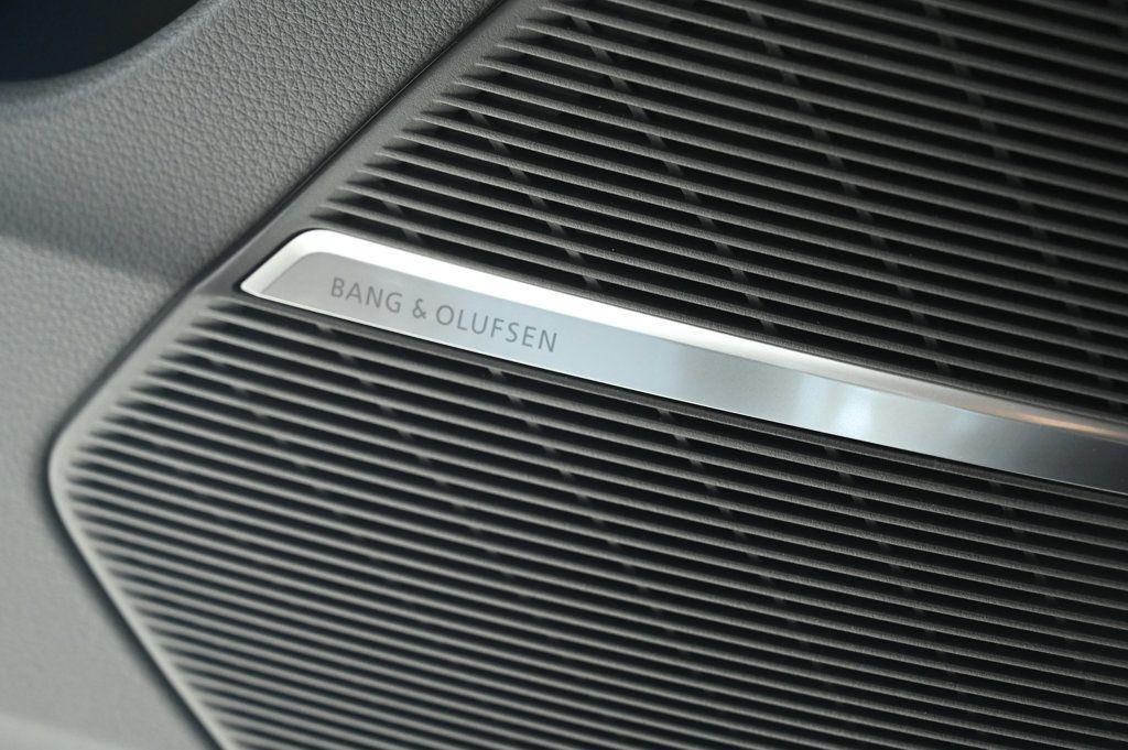 new 2025 Audi RS Q8 car, priced at $158,300