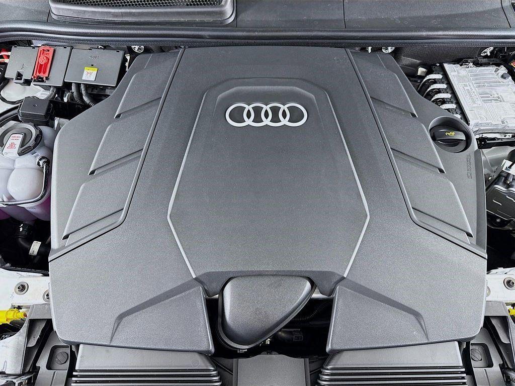 new 2025 Audi Q7 car, priced at $80,750