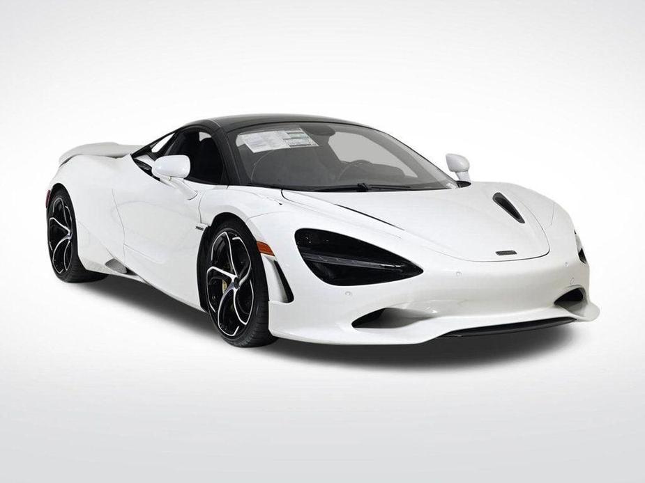 new 2025 McLaren 750S car, priced at $425,480