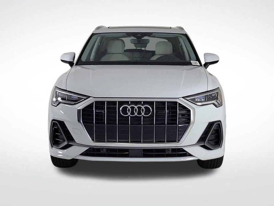 new 2024 Audi Q3 car, priced at $44,025