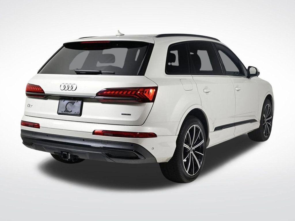 used 2024 Audi Q7 car, priced at $64,900