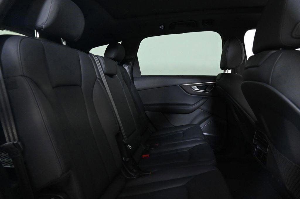 used 2024 Audi Q7 car, priced at $62,900