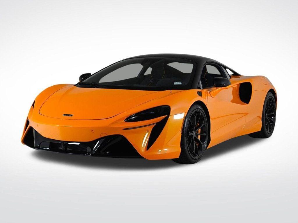 new 2025 McLaren Artura car, priced at $304,748