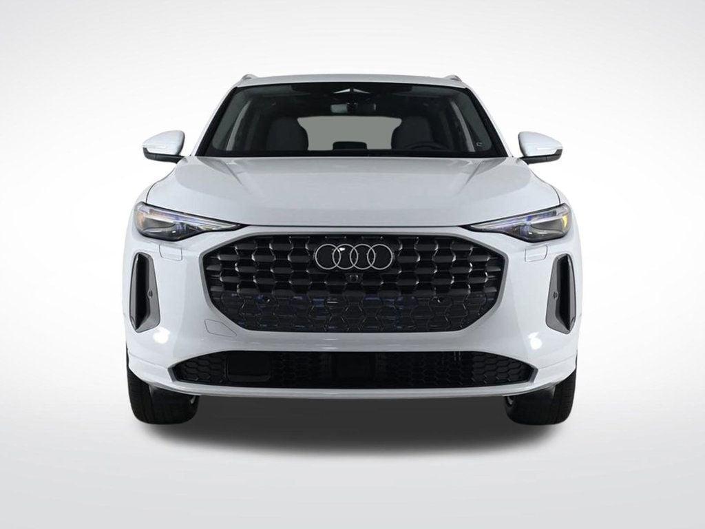 new 2025 Audi Q5 car, priced at $60,975