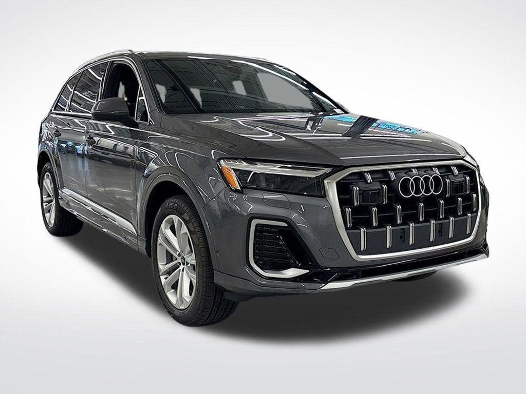 new 2025 Audi Q7 car, priced at $70,520