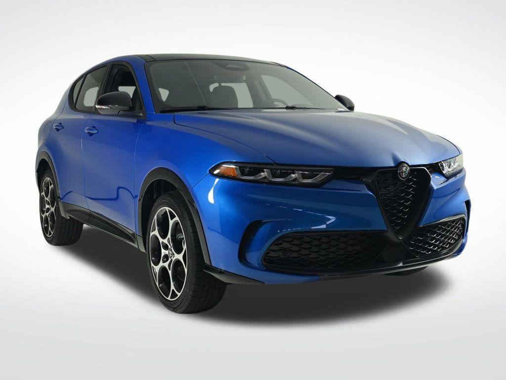 new 2025 Alfa Romeo Tonale car, priced at $43,380
