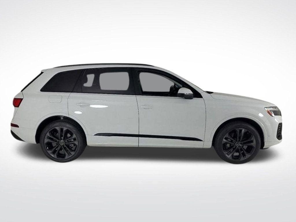 new 2025 Audi Q7 car, priced at $70,905