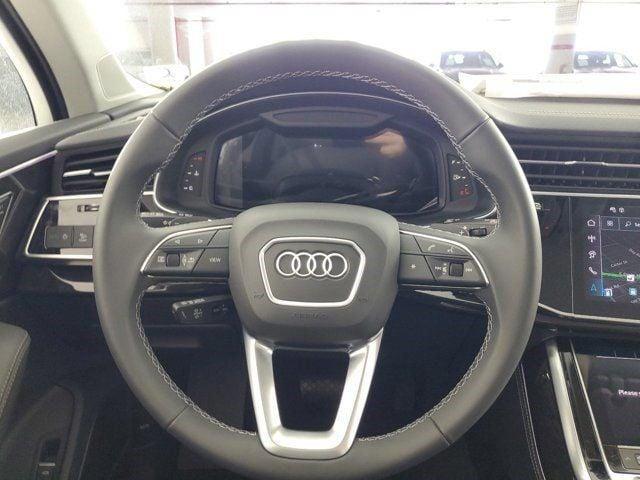 new 2025 Audi Q7 car, priced at $71,085
