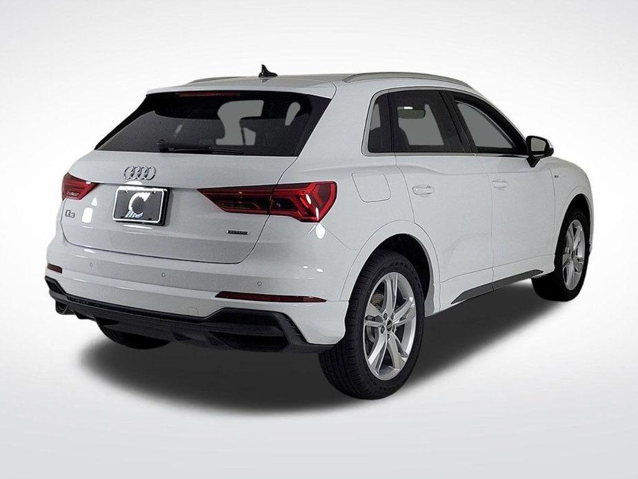 new 2024 Audi Q3 car, priced at $47,630