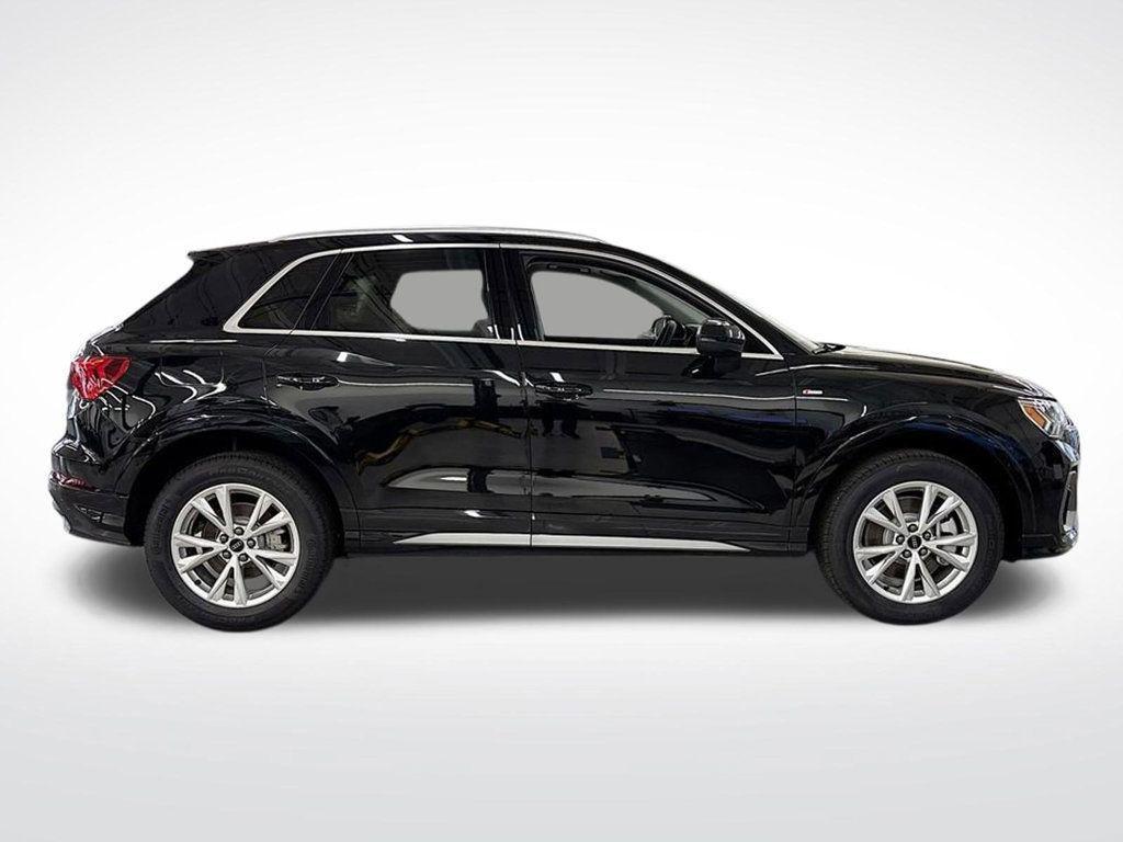 new 2025 Audi Q3 car, priced at $41,990