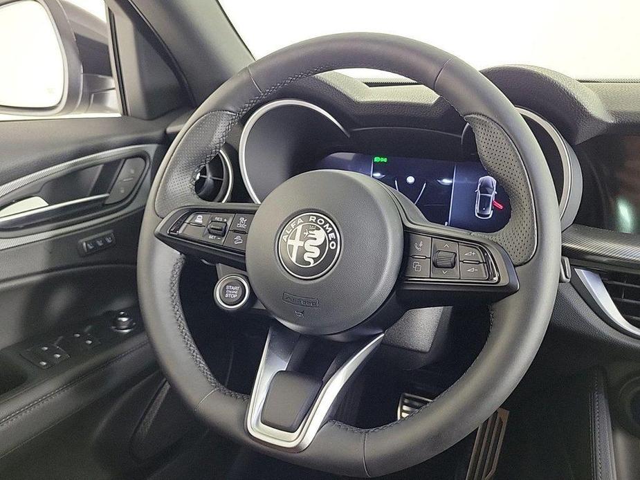 new 2024 Alfa Romeo Stelvio car