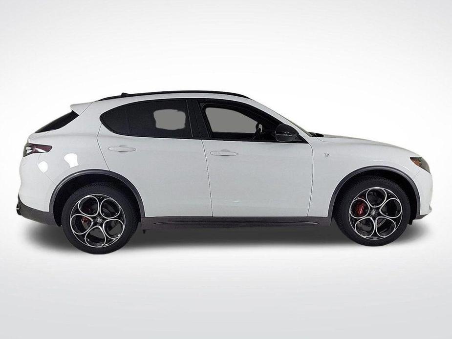 new 2024 Alfa Romeo Stelvio car