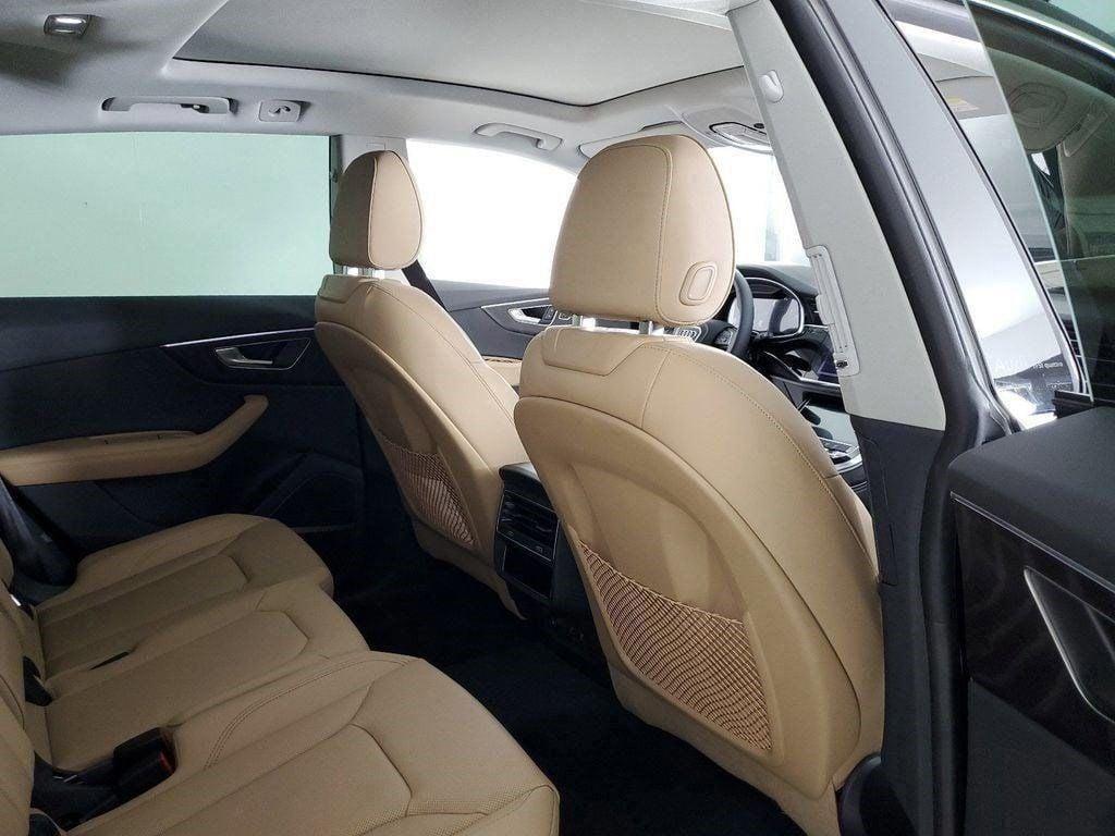 new 2025 Audi Q8 car, priced at $78,865