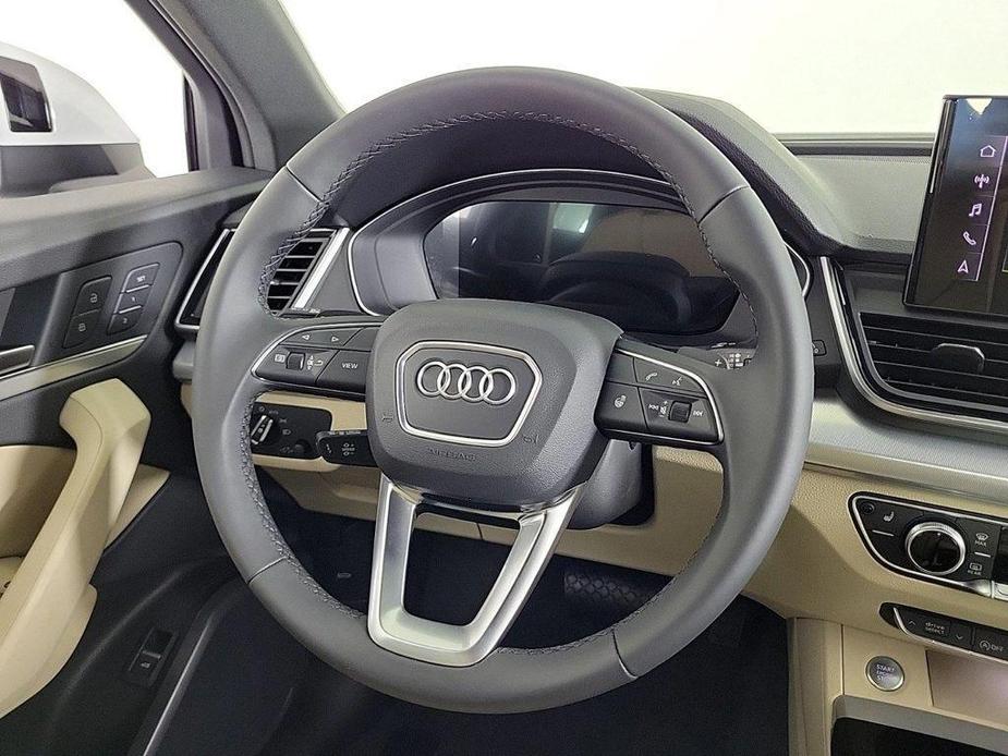 new 2025 Audi Q5 car, priced at $54,000