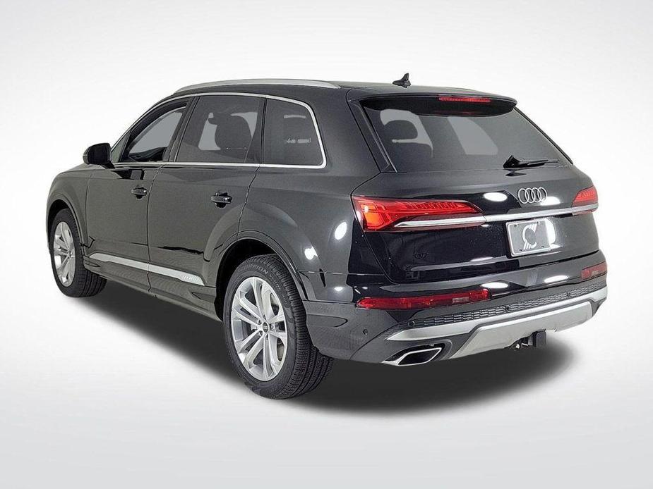 new 2025 Audi Q7 car, priced at $75,800