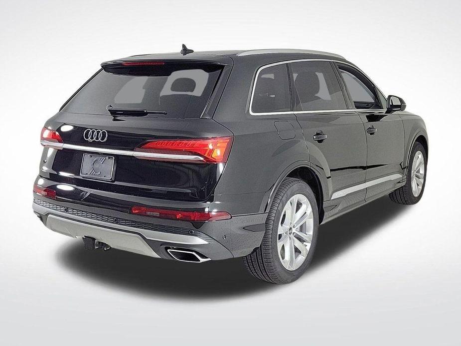 new 2025 Audi Q7 car, priced at $75,800