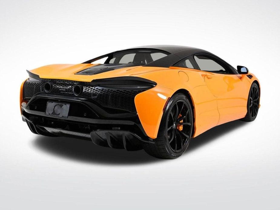 new 2024 McLaren Artura car