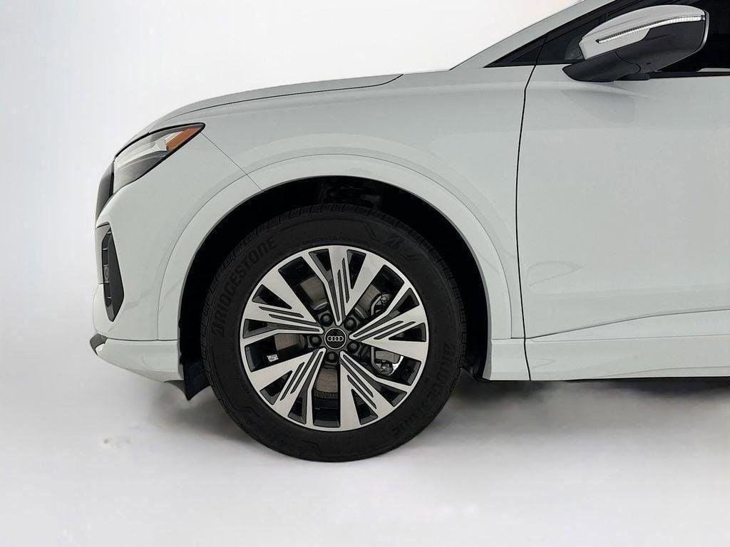 new 2025 Audi Q4 e-tron car, priced at $52,165