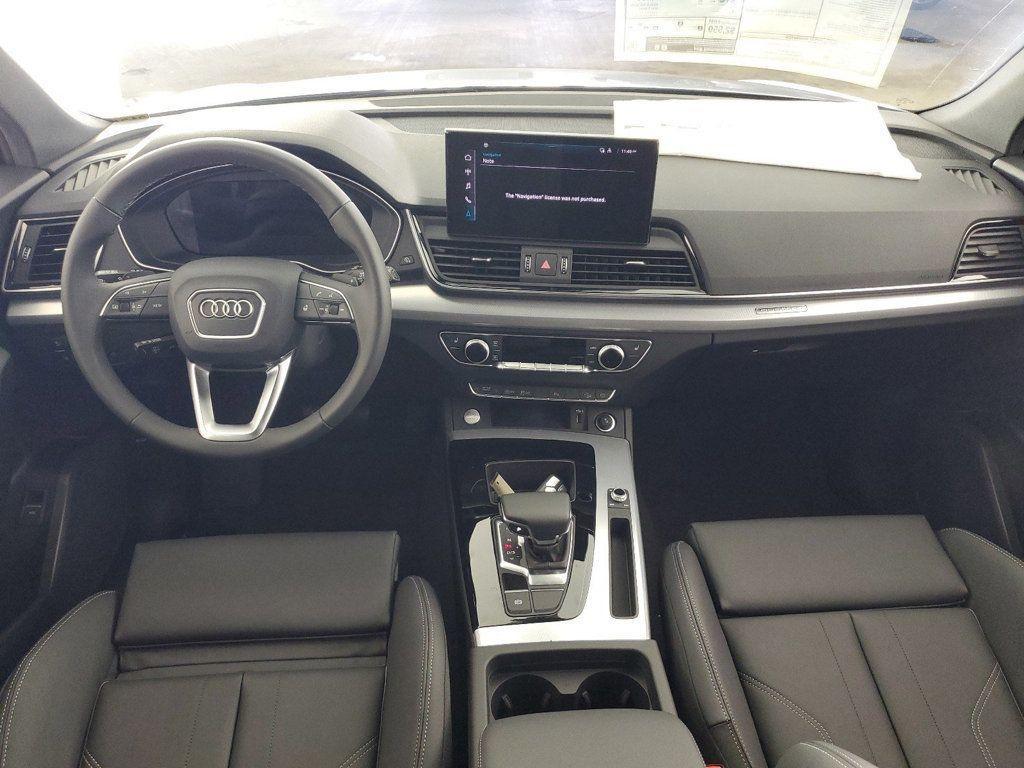 new 2025 Audi Q5 car, priced at $52,985