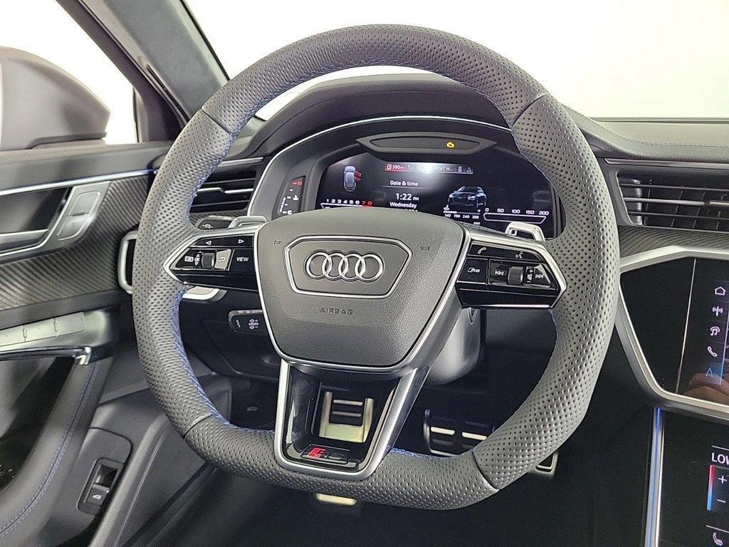 new 2025 Audi RS 6 Avant car, priced at $140,540