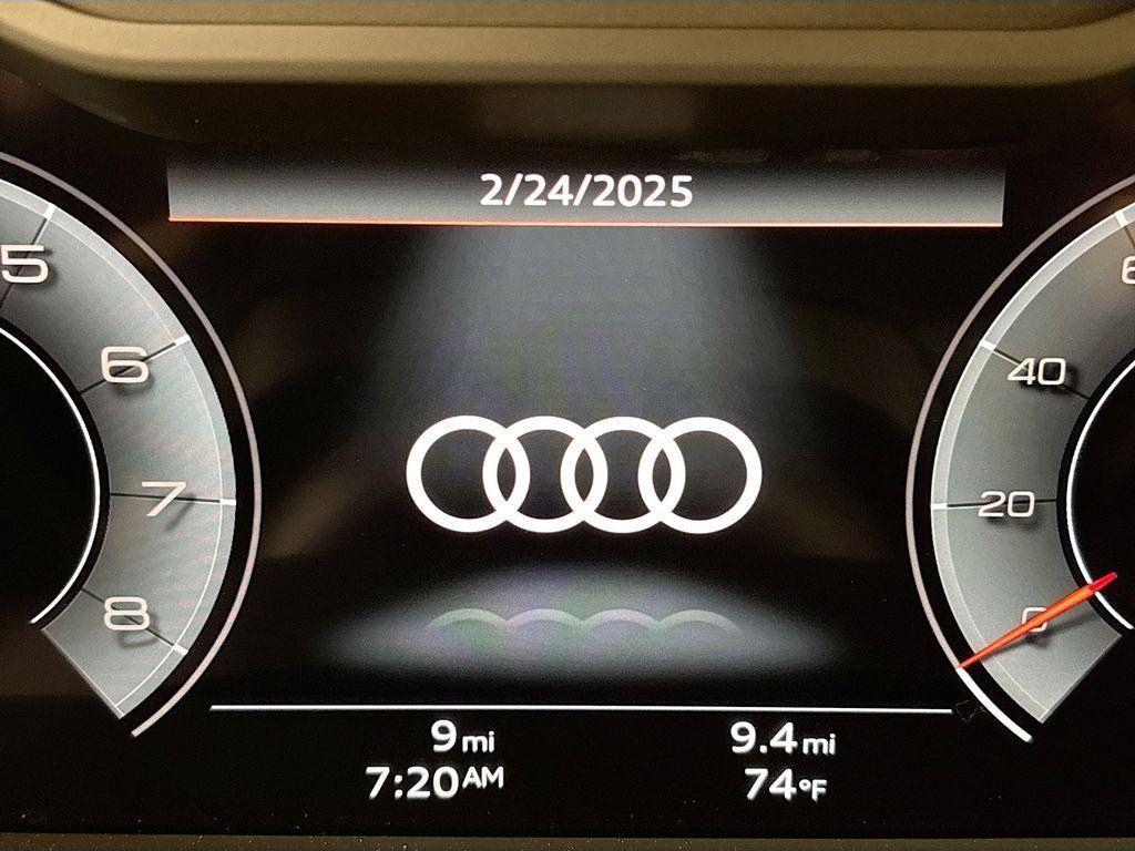 new 2025 Audi Q7 car, priced at $69,695