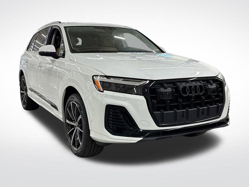 new 2025 Audi Q7 car, priced at $69,695
