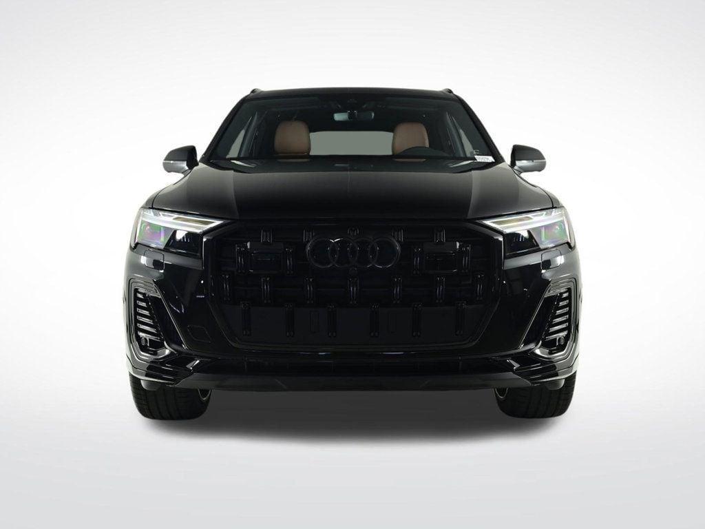 new 2025 Audi Q7 car, priced at $70,700