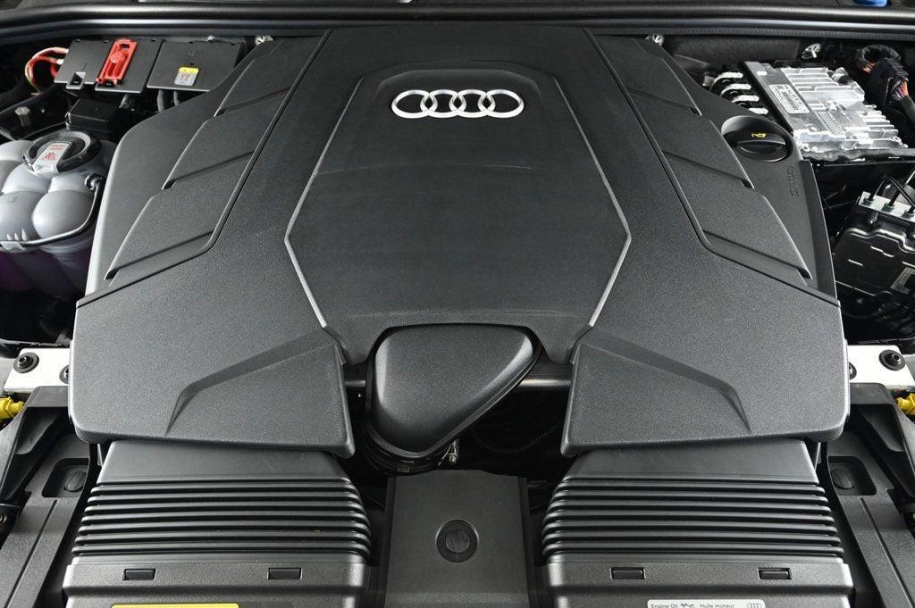 new 2025 Audi Q7 car, priced at $70,700