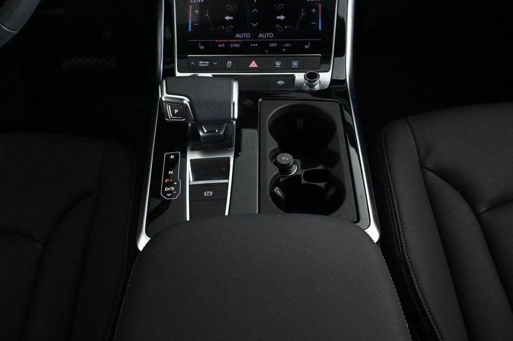 used 2025 Audi Q7 car, priced at $58,300