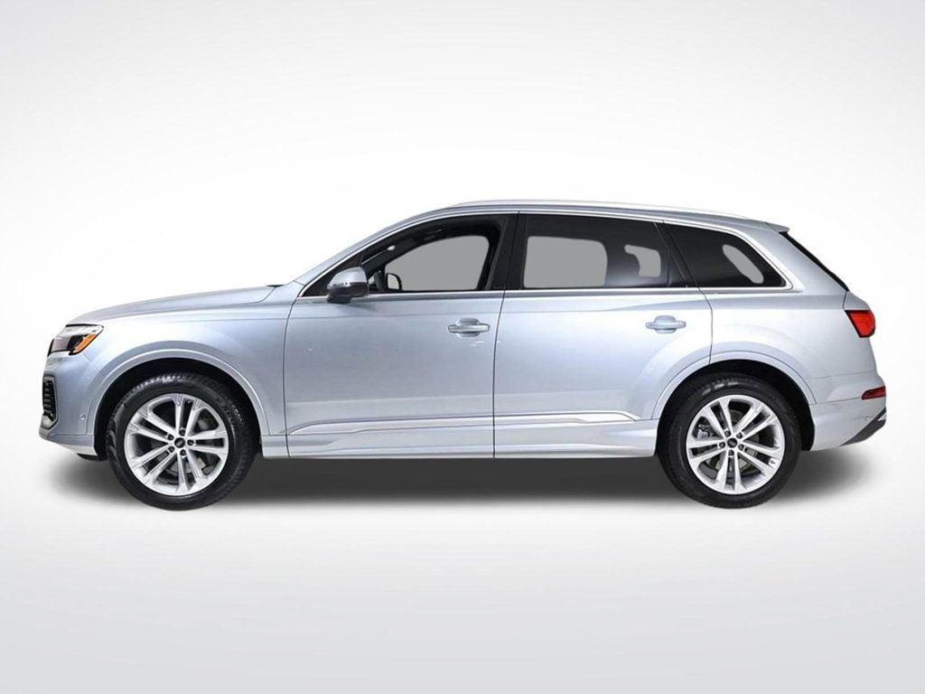 used 2025 Audi Q7 car, priced at $58,300