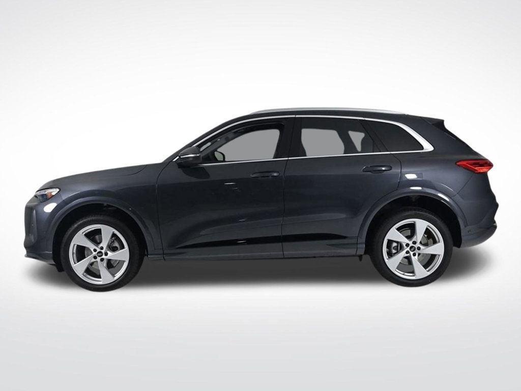 new 2025 Audi Q5 car, priced at $61,300