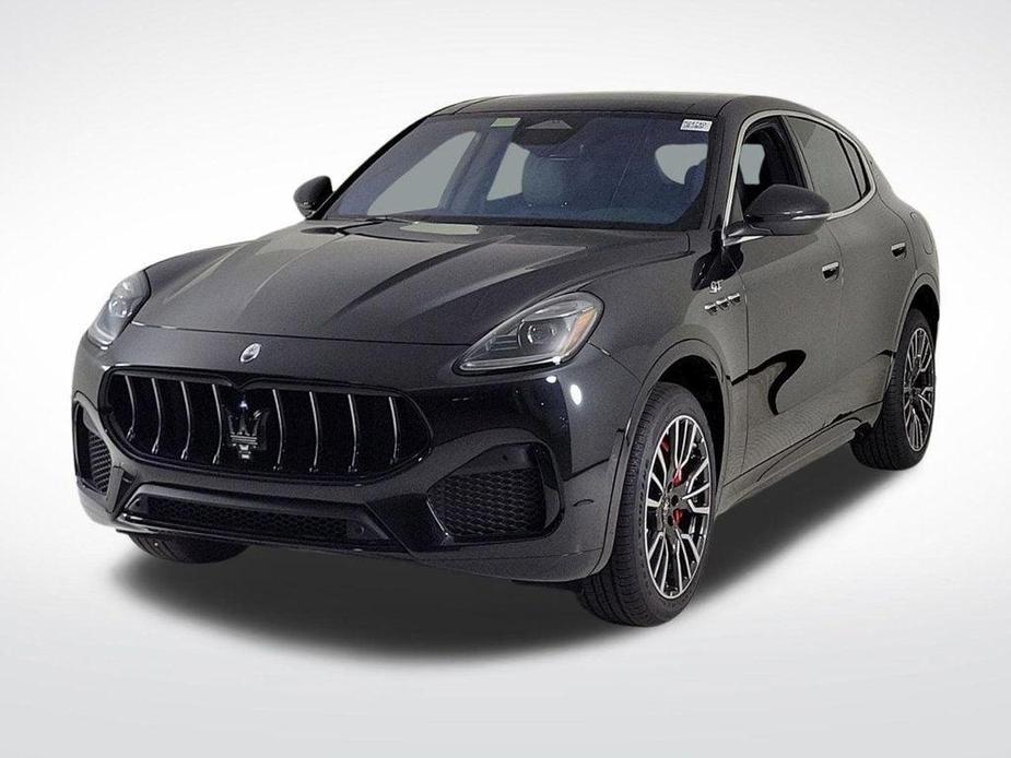 new 2024 Maserati Grecale car