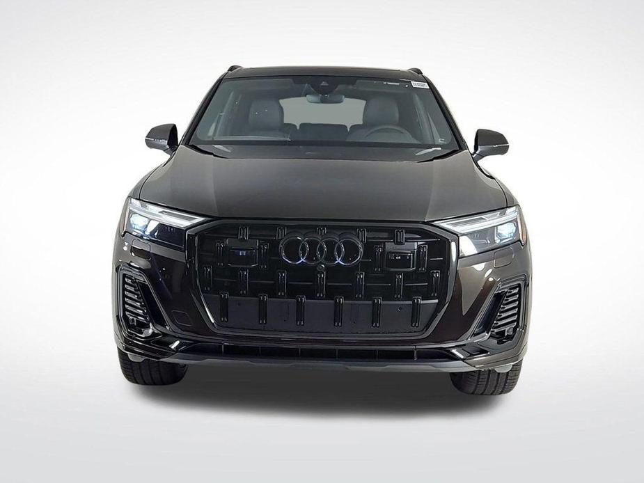 new 2025 Audi Q7 car, priced at $69,550